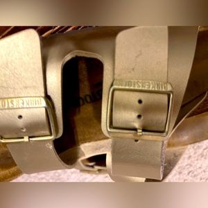 Size 42 gold Birkenstock double strap sandal in good shape